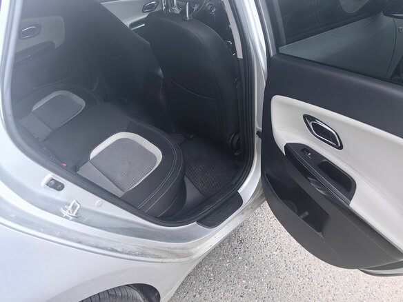 2015 Kia Ceed II, серебристый, 950000 рублей - вид 10