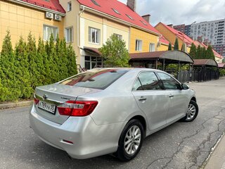 2012 Toyota Camry VII (XV50), серебристый, 1550000 рублей, вид 5