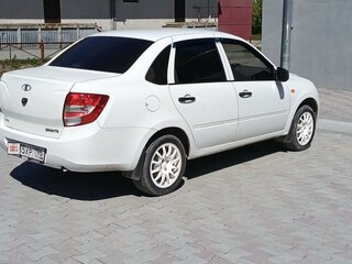 2014 Lada (ВАЗ) Granta I, белый, 500000 рублей, вид 3