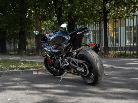 2025 BMW S 1000 RR, чёрный, 2570000 рублей, вид 2