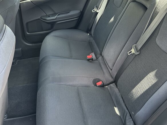2019 Honda Insight III, серебристый, 1850000 рублей - вид 35