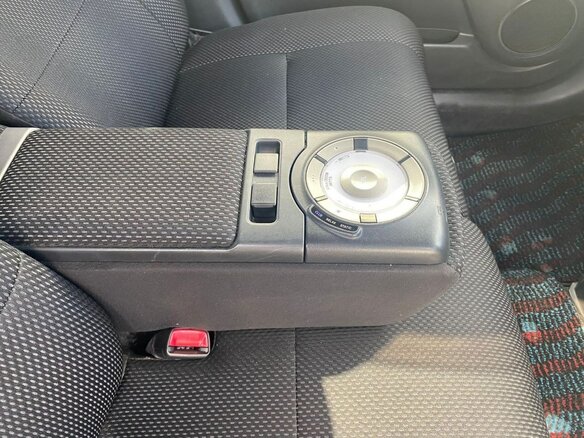 2009 Toyota bB II Рестайлинг, белый, 850000 рублей - вид 10