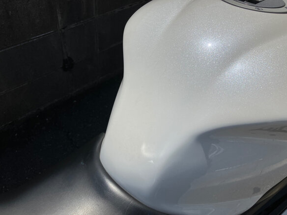 2014 Triumph Daytona 675, белый, 730000 рублей - вид 3