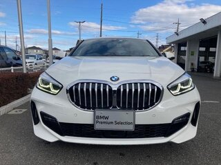 2021 BMW 1 серии 118i III (F40), белый, 1590000 рублей, вид 2