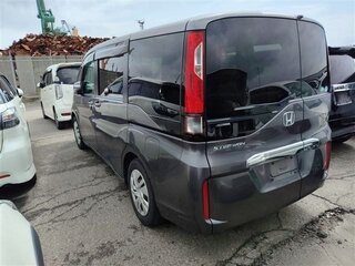 2015 Honda Stepwgn V, серый, 1900000 рублей, вид 4