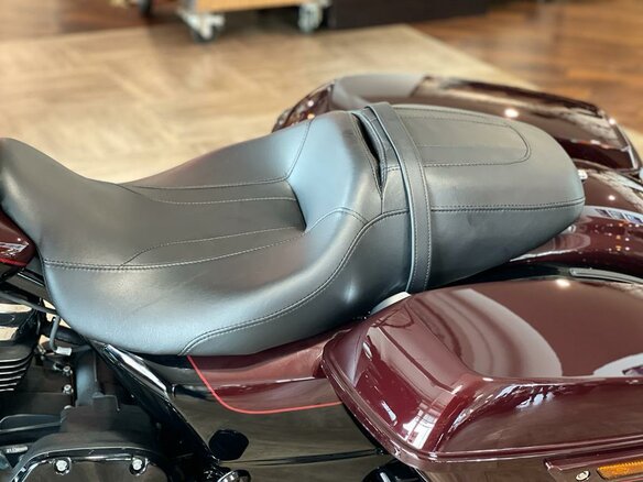 2022 Harley-Davidson Street Glide, пурпурный, 3600000 рублей - вид 11