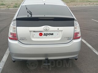 2007 Toyota Prius II Рестайлинг (XW20), серебристый, 750000 рублей, вид 4