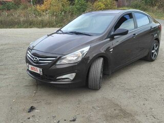 2014 Hyundai Solaris I Рестайлинг, коричневый, 1220000 рублей, вид 3