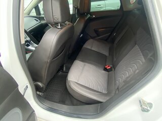 2013 Opel Astra J Рестайлинг, белый, 820000 рублей, вид 5