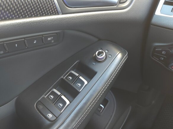 2015 Audi SQ5 I (8R), серый, 2400000 рублей - вид 13