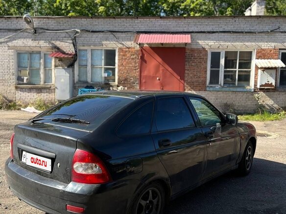 2008 Lada (ВАЗ) Priora I, чёрный, 180000 рублей - вид 2