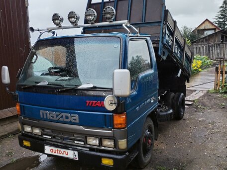 1995 Mazda Titan, синий, 1500000 рублей, вид 1