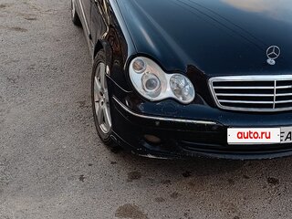 2006 Mercedes-Benz C-Класс 230 II (W203) Рестайлинг, чёрный, 750000 рублей, вид 1