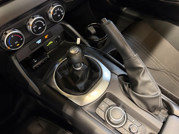 2023 Mazda MX-5 IV (ND), красный, 2900777 рублей - вид 8
