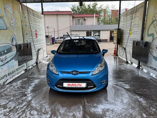 2011 Ford Fiesta Mk6, голубой, 550000 рублей, вид 2