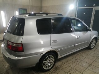 2005 Kia Carens I (RS) Рестайлинг, серебристый, 390000 рублей, вид 2