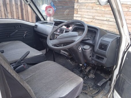 1998 Nissan Vanette, белый, 870000 рублей, вид 3