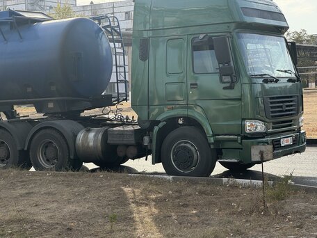 2008 Sinotruk Howo Max, зелёный, 1250000 рублей, вид 5