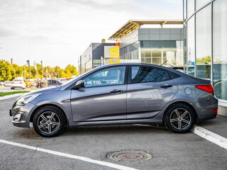 2016 Hyundai Solaris I Рестайлинг, серый, 748000 рублей, вид 4