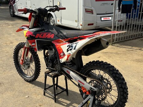 2023 KTM 250 SX F, оранжевый, 650000 рублей, вид 4
