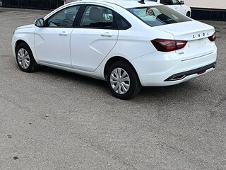 2023 Lada (ВАЗ) Vesta I Рестайлинг (NG), белый, 1300000 рублей, вид 1