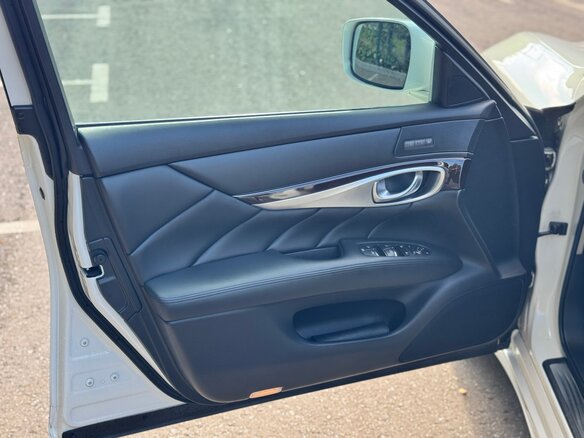 2013 Infiniti M M37 IV, белый - вид 18
