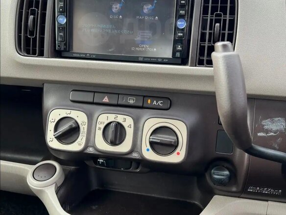 2015 Toyota Passo II (C30), розовый, 700000 рублей - вид 18