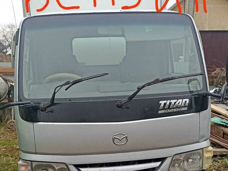 2002 Mazda Titan, серебристый, 1050000 рублей, вид 2