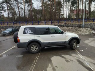 2002 Mitsubishi Pajero III, белый, 970000 рублей, вид 3