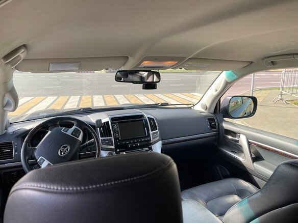 2012 Toyota Land Cruiser 200 Series Рестайлинг 1, серый, 4350000 рублей - вид 15