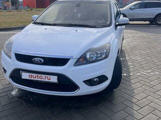 2011 Ford Focus II Рестайлинг, белый, 870000 рублей, вид 3
