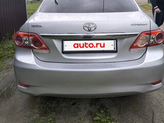 2010 Toyota Corolla X (E140, E150) Рестайлинг, серебристый, 850000 рублей, вид 4