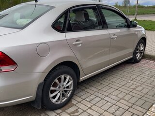 2011 Volkswagen Polo V, серебристый, 660000 рублей, вид 4