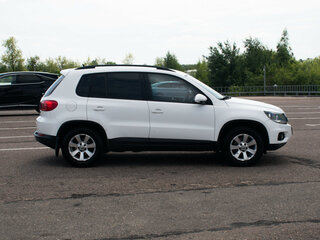 2012 Volkswagen Tiguan I Рестайлинг, белый, 1218000 рублей, вид 4