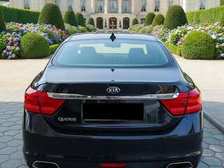 2013 Kia Quoris I, чёрный, 2500000 рублей, вид 3