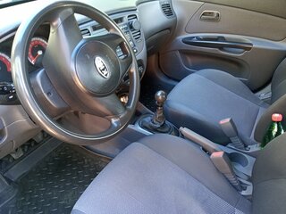 2011 Kia Rio II Рестайлинг, чёрный, 555000 рублей, вид 2