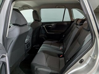 2021 Toyota RAV4 V (XA50), серебристый, 2750000 рублей, вид 4