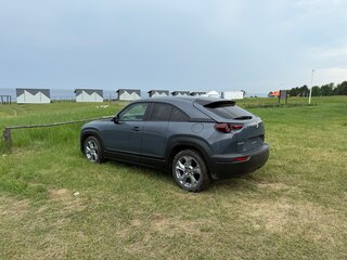 2022 Mazda MX-30 I, серый, 2930000 рублей, вид 4