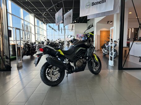 2026 QJMotor SVT 650, чёрный, 619000 рублей, вид 4