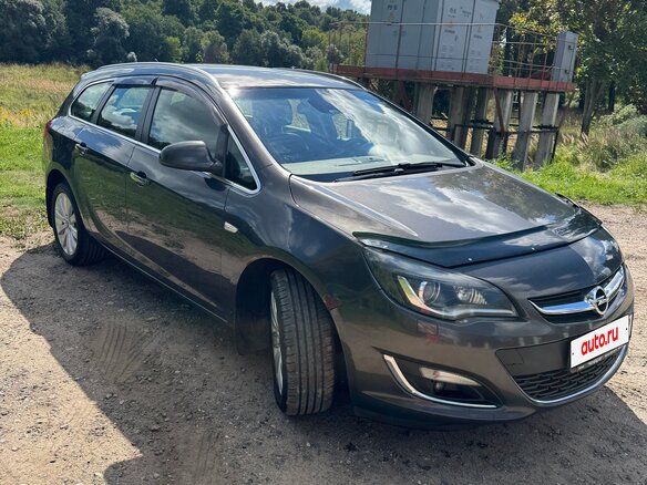 2013 Opel Astra J Рестайлинг, серый, 740000 рублей - вид 3