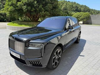 2020 Rolls-Royce Cullinan Black Badge I (Series I), чёрный, 40850284 рублей, вид 1