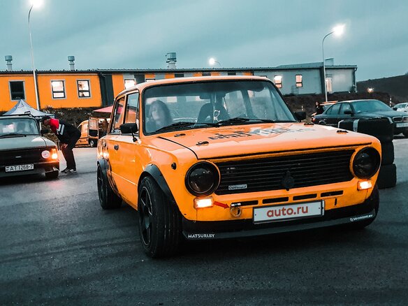 1971 Lada (ВАЗ) 2101, жёлтый - вид 3