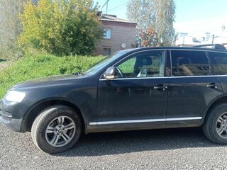 2004 Volkswagen Touareg I, чёрный, 900000 рублей, вид 3