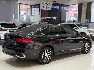 2023 Volkswagen Lavida III Рестайлинг, чёрный, 1610000 рублей, вид 4
