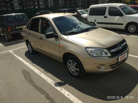2013 Lada (ВАЗ) Granta I, золотистый