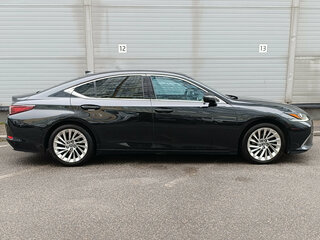 2020 Lexus ES 350 VII, чёрный, 4079000 рублей, вид 4