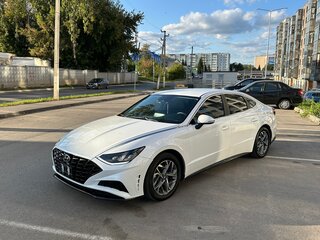 2020 Hyundai Sonata VIII (DN8), белый, 2400000 рублей, вид 3