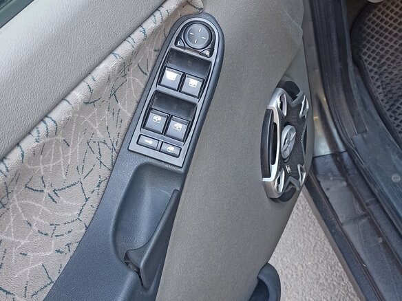 2010 Lada (ВАЗ) Kalina I, серый, 430000 рублей - вид 11