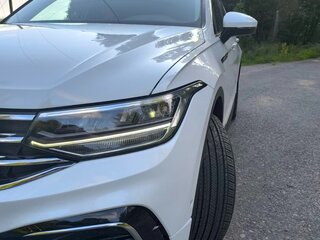 2023 Volkswagen Tiguan Allspace II Рестайлинг, белый, 2550000 рублей, вид 1