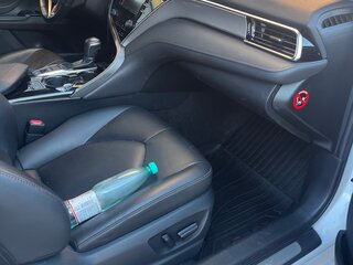 2019 Toyota Camry VIII (XV70), белый, 2890000 рублей, вид 3